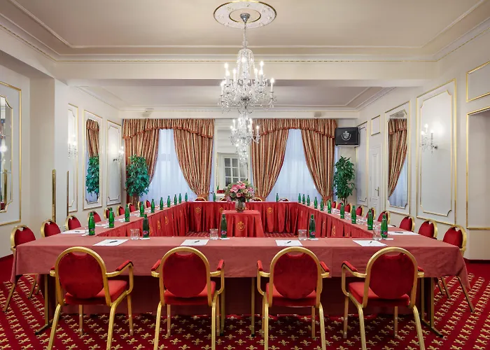 Ambassador Zlata HusaAlbergo